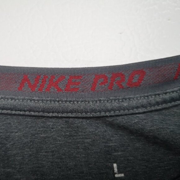 Nike Pro Genuine Merchandise Ladies Size Large Grey & Red Boston Red Sox T-shirt - Picture 10 of 14